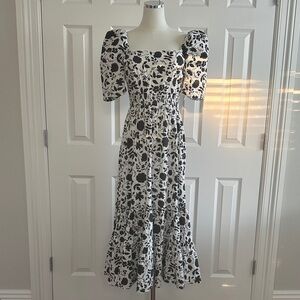 Aqua Cotton Tiered Smocked White Black Square Neck Puff Sleeve Midi Dress Size S